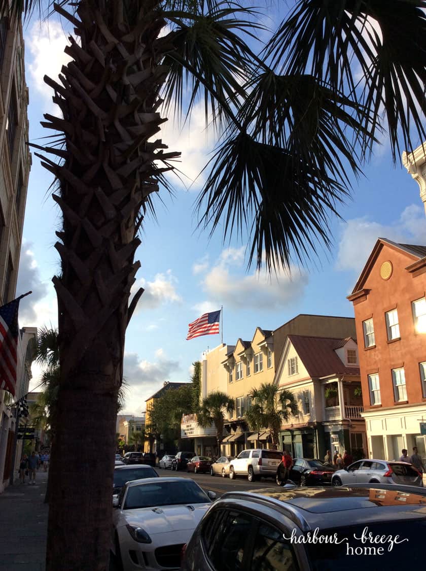 buildings in downtown Charleston, SC