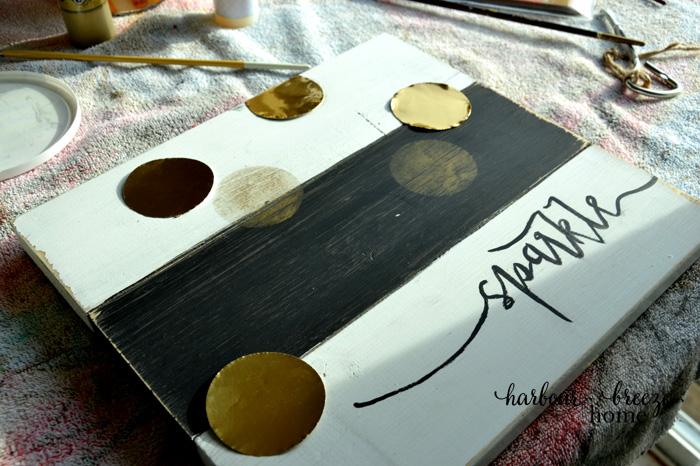 A humorous description of a DIY wooden "sparkle" sign fail that~ after multiple changes of plans ~ ended up turning out after all. Read all the details at Bildirimlerim.