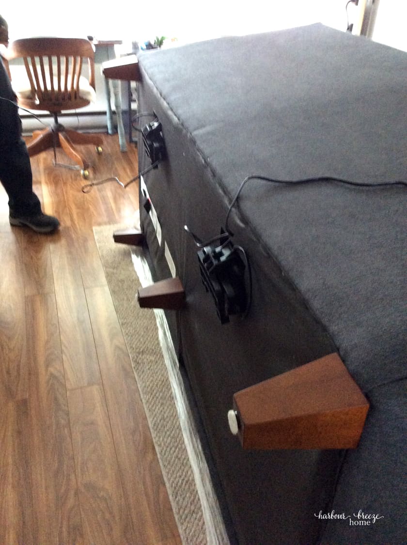 La-z-Boy Edie Sofa legs