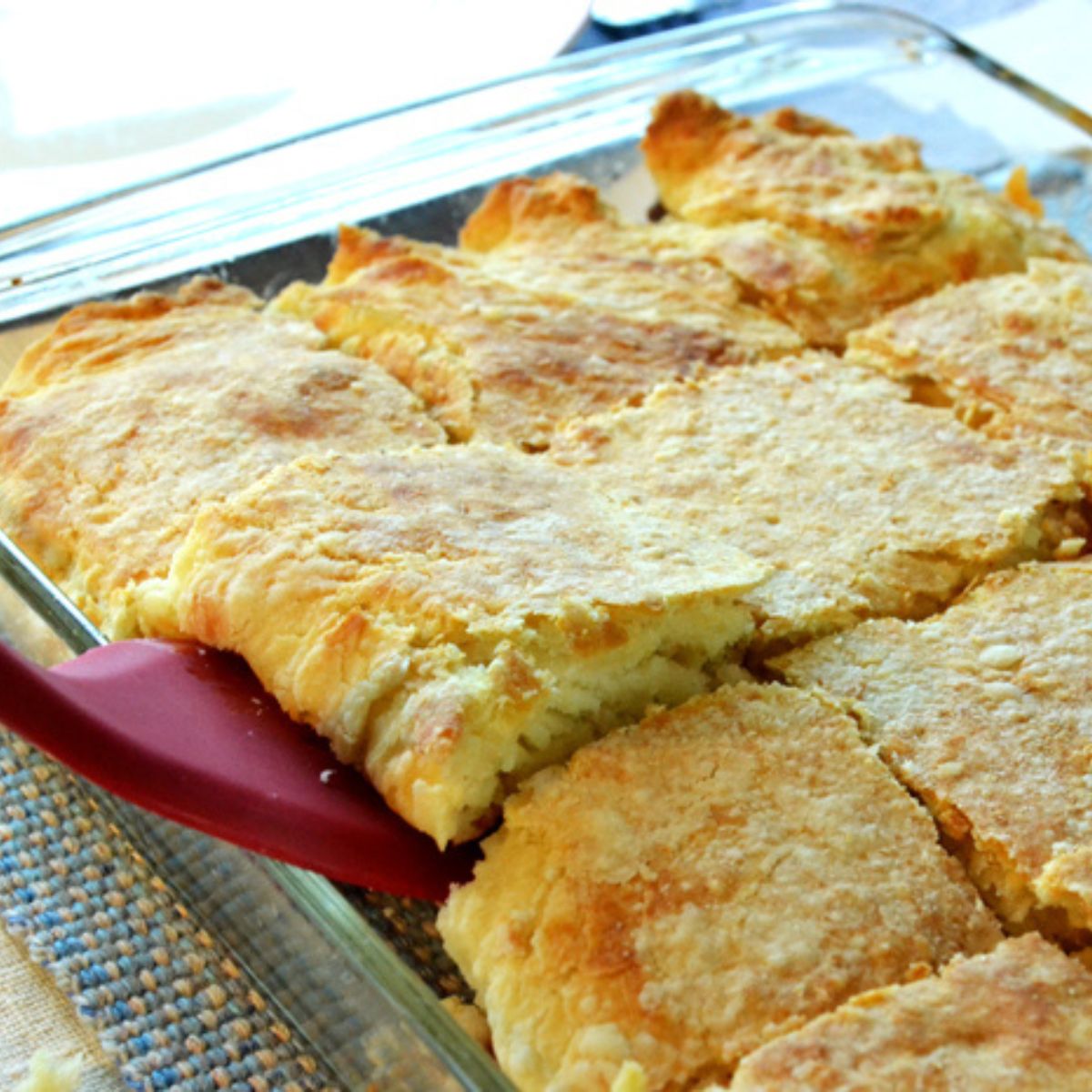 Comforting Cheeseburger Casserole with Biscuit Topping