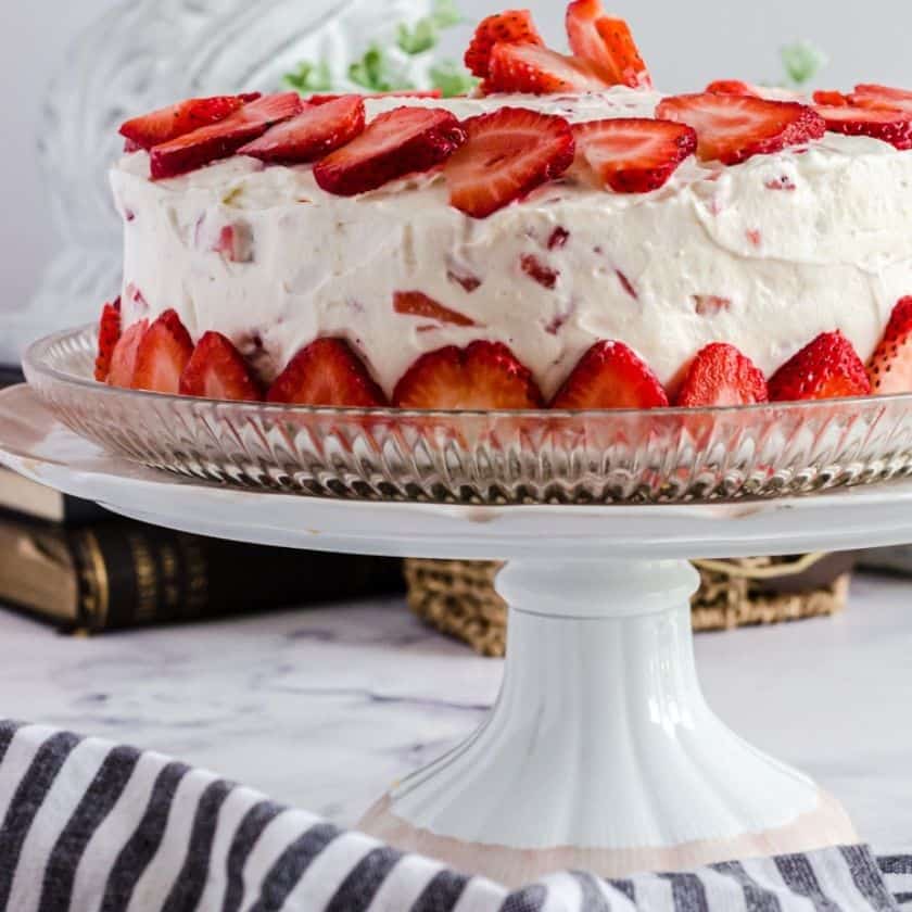 Vanilla Cake with Fresh Strawberry Topping