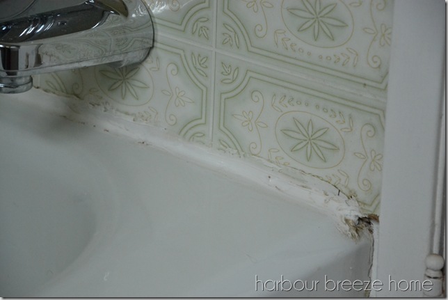 thick caulking