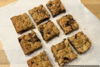 Homemade Whole Grain Oatmeal Caramel Bars Recipe