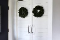 5 Ways to Add Farmhouse Charm to a Small Entryway Closet