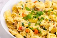 Creamy Sausage and Spinach Tortellini Soup
