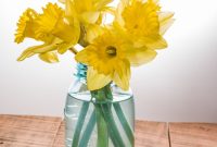 DIY Daffodil Flower Arrangements for Spring