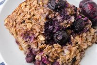 Delicious Banana Blueberry Baked Oats Recipe