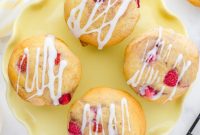 Buttermilk Strawberry Muffins with Vanilla Glaze Recipe