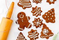 Classic Gingerbread Cookies for Decorating and Serving
