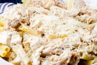 Creamy Crock Pot Chicken Alfredo