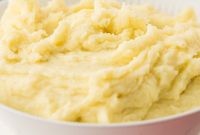 Creamy Whipped Mashed Potatoes with Cottage Cheese