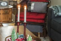 Inside a Festive Townhouse: Holiday Home Tour and Decor Ideas