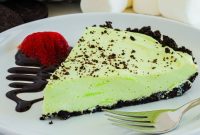 Classic Mint Chocolate Grasshopper Pie Recipe