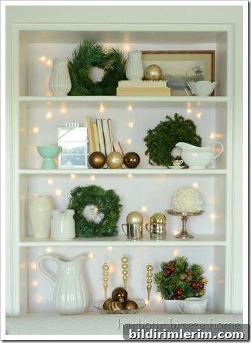 christmas-bookcase-keeper_thumb
