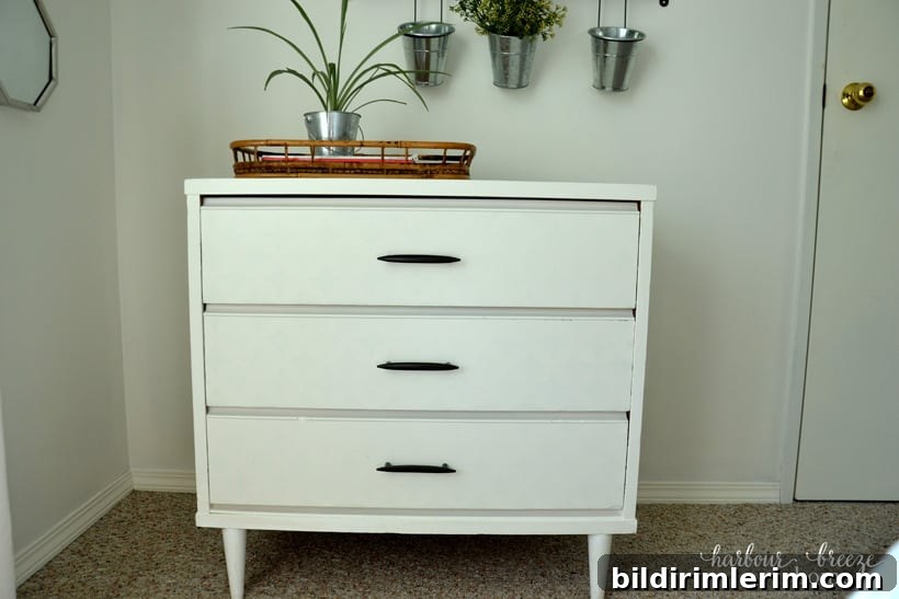 Ways to save money during a room makeover