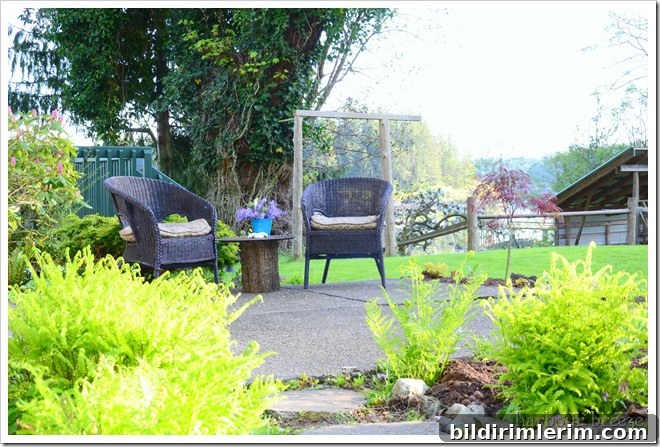 seating area after