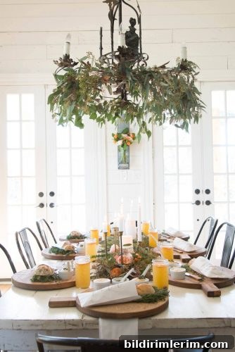 winter dinner party farmhouse table setting