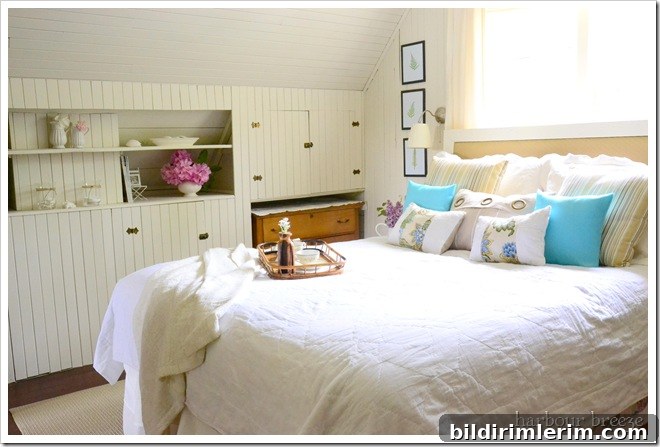 side view of bed and bedding