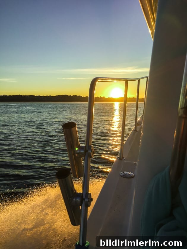What to Pack for a Boat Trip: 10 Essential Items 5 A boat driving into a sunset.