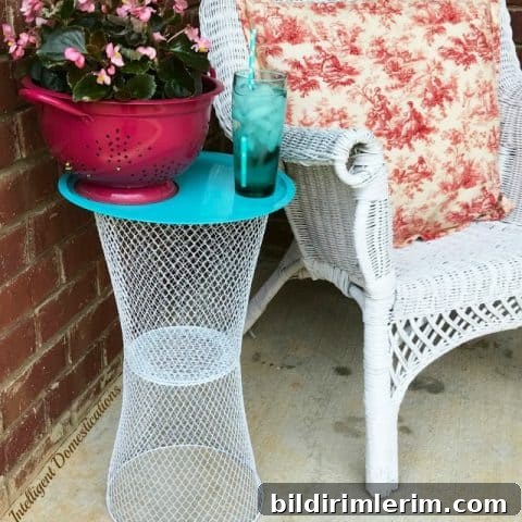 DIY Wire Basket Outdoor Table