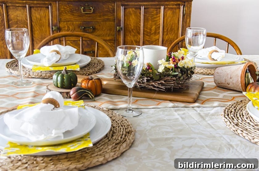 Fall dining room tablescape