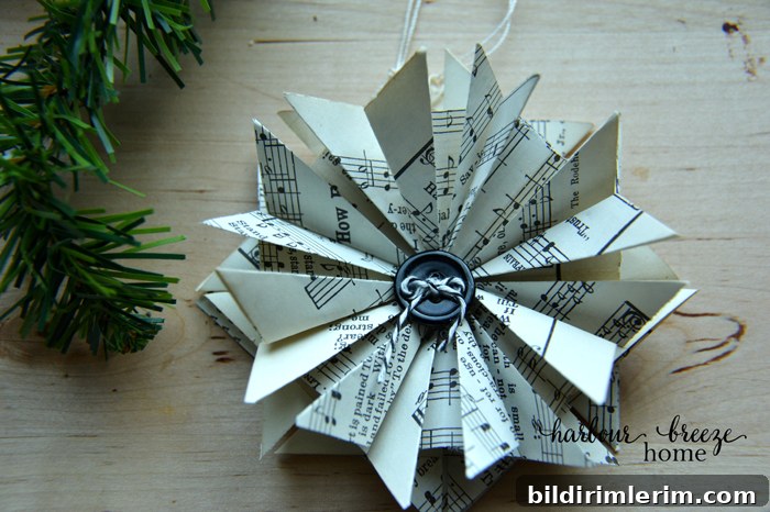 paper star ornaments