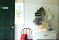 Fall Entryway Decor Ideas to Welcome Guests