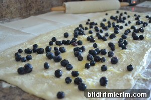 lemon blueberry buns