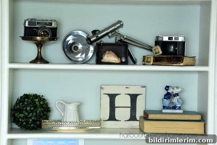 styling bookcases | harbourbreezehome.com