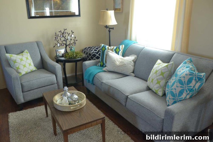Modern Farmhouse Style ~ mixing traditional and modern pieces together to create a relaxing environment