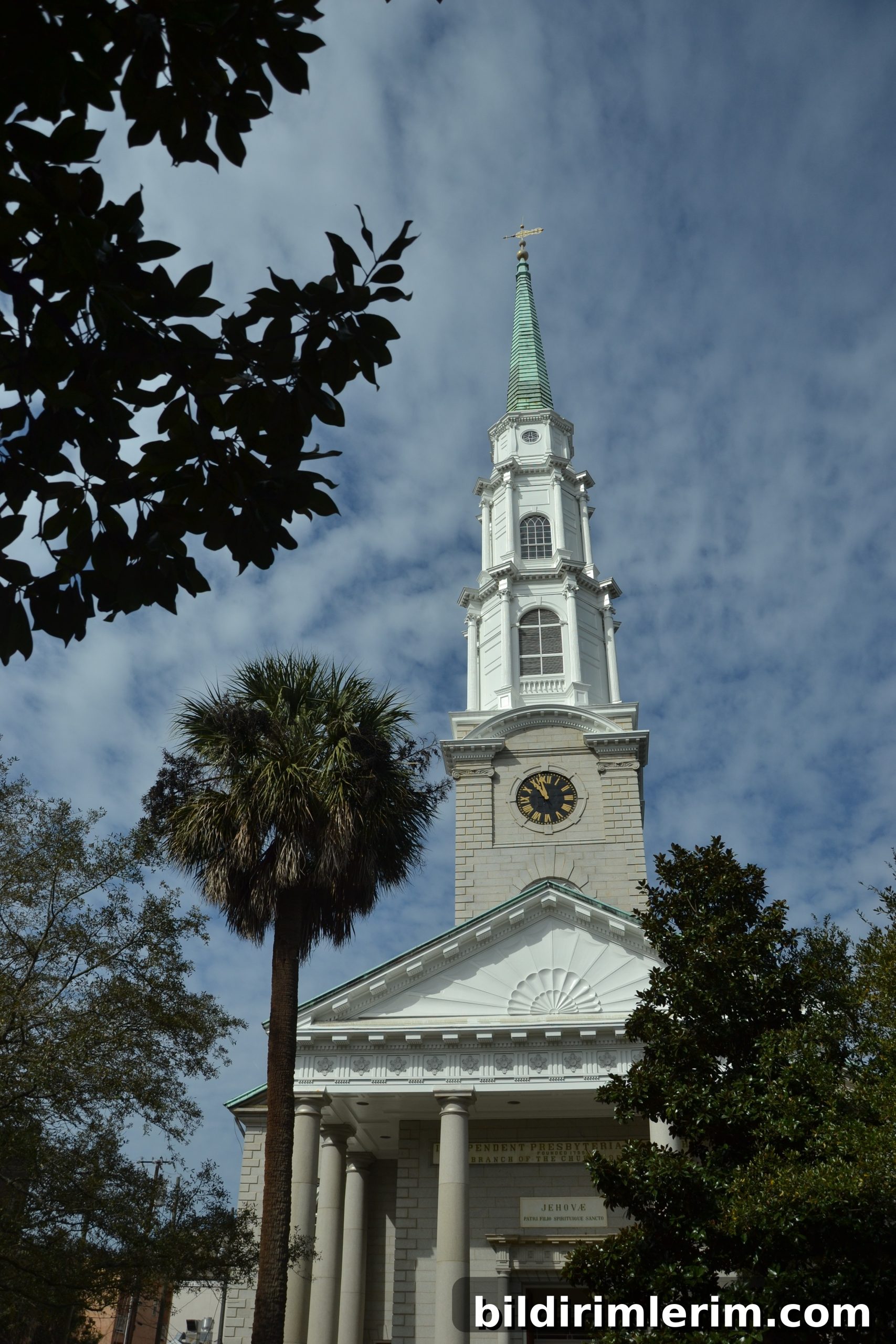 building in savannah