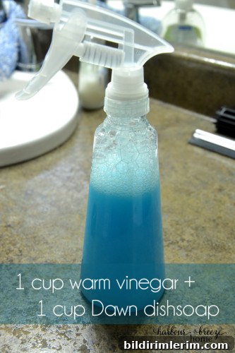 Homemade shower door cleaner mixed in a spray bottle