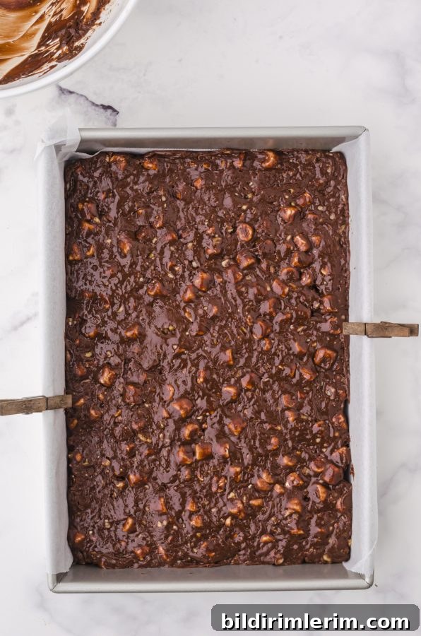 chill the fudge until set