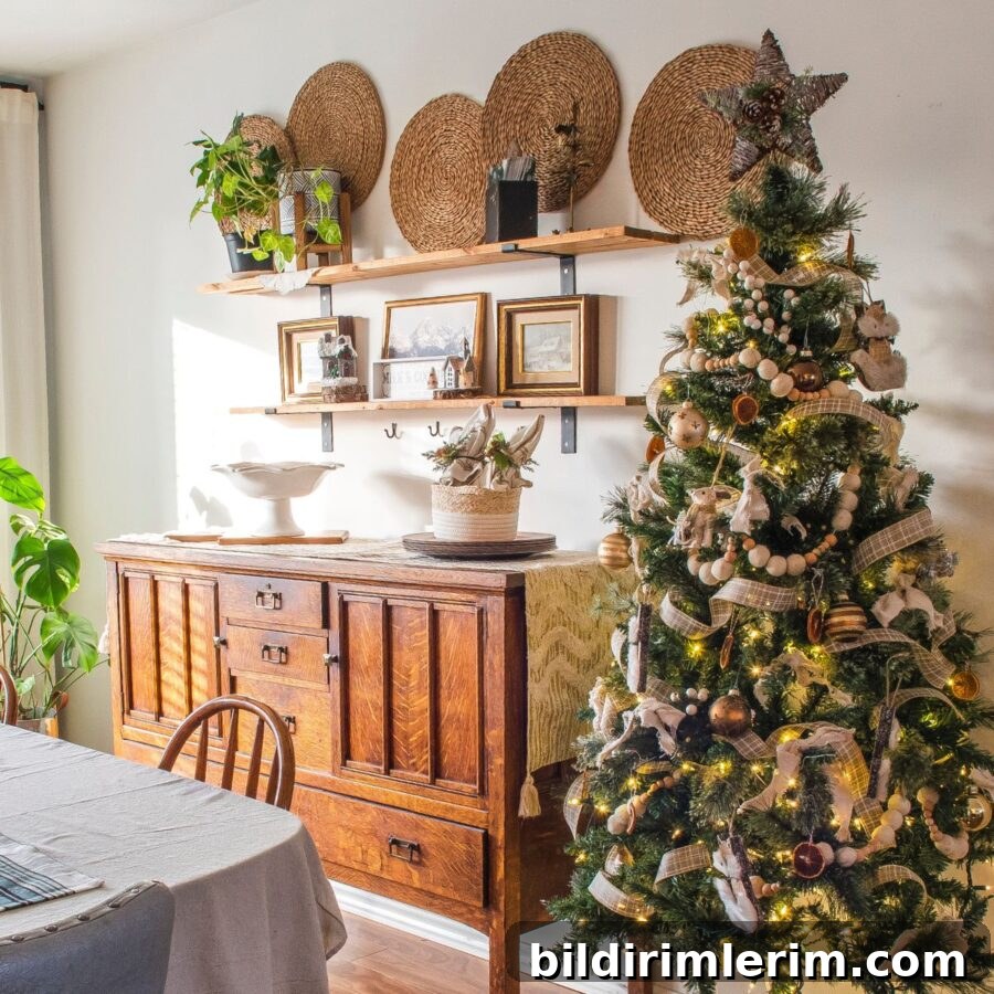 Christmas Color Palette Ideas: Festive Color Schemes to Try 2 Cozy Christmas palette