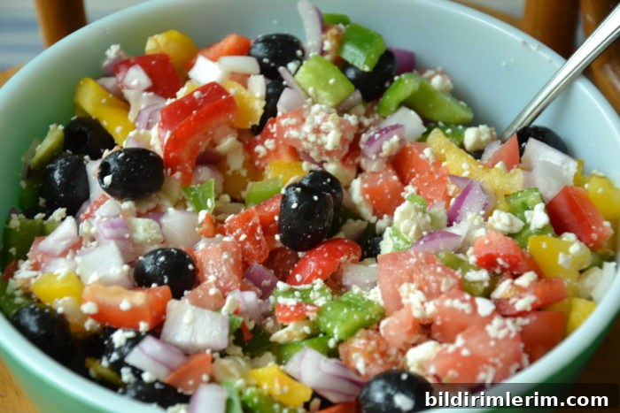 Greek Salad Meal Prep: Make-Ahead Lunch Recipe 2 Large bowl of Greek salad