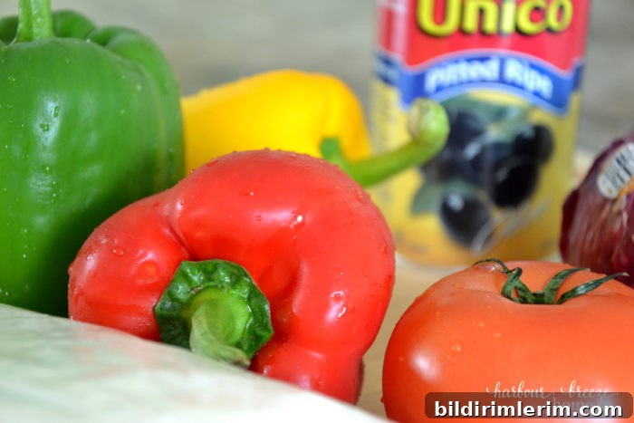 Greek Salad Meal Prep: Make-Ahead Lunch Recipe 3 Greek Salad close-up