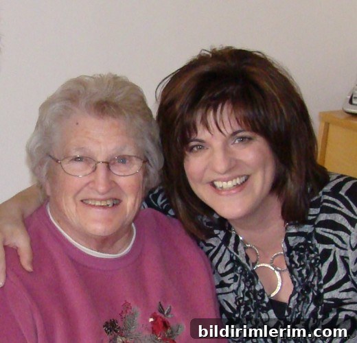 How to Tell Mom the Big News Over the Phone 2 me-and-mom-cropped.jpg
