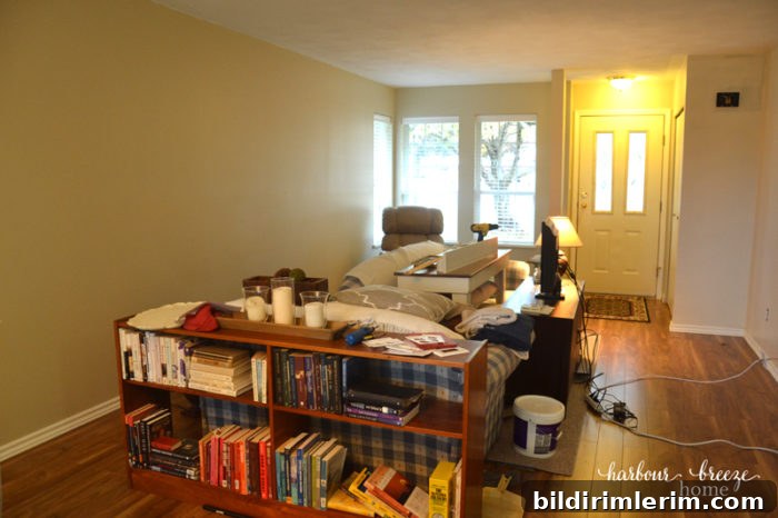 Paint Colors That Brighten Small Dark Rooms 8 Choosing a Paint Color for a Small, Dark Space